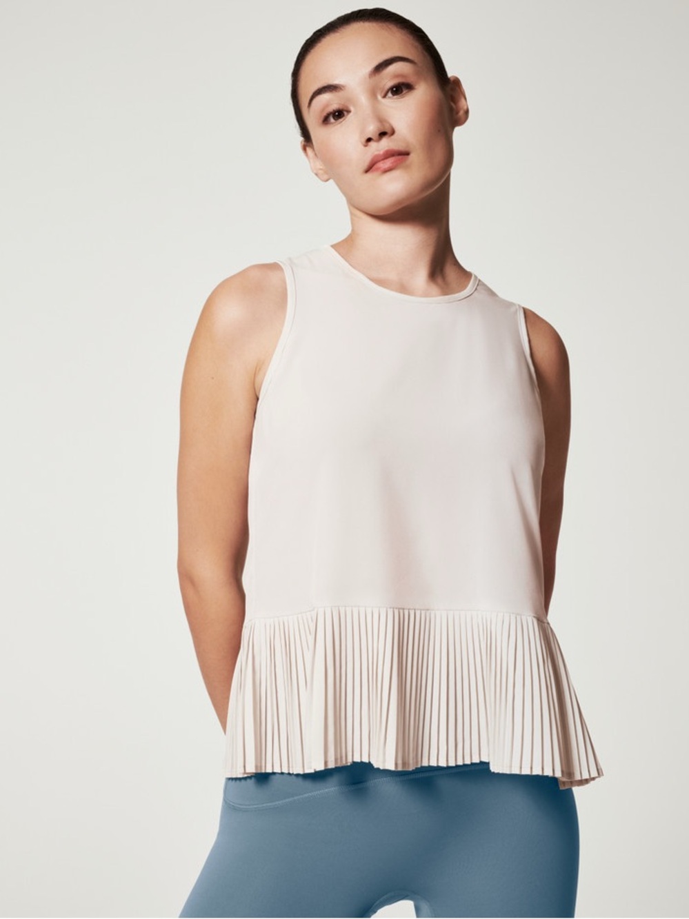 SPANX Yes Pleats Performance Tank in Cloud/Light Gray,
